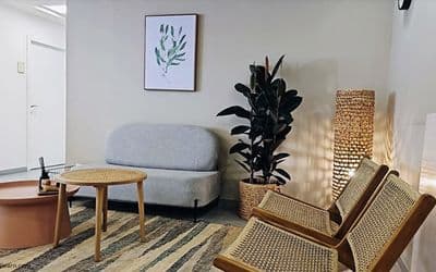 Make Your Office Feel Like Home with Decorating Ideas on a Budget