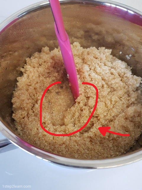 בדיקת מים בבישול קינואה